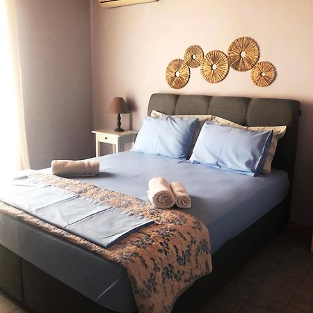 Barbara΄S Apartments Argostoli  Eksteriør billede